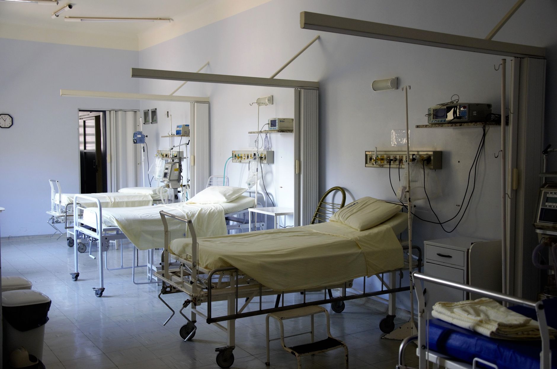 Asbestos Exposure at St. Elizabeth's Hospital — Appleton, Wisconsin: Information for Workers and Tradesmen