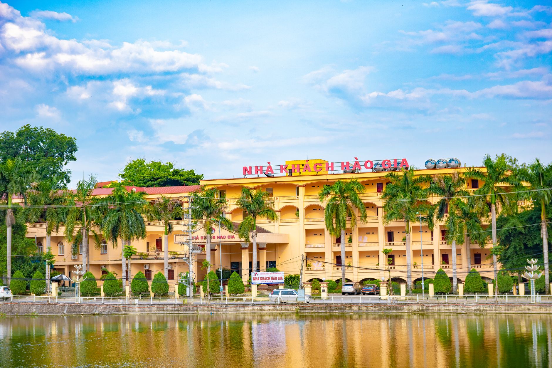 Asbestos Exposure at VA Medical Center Milwaukee: A Mesothelioma Lawyer and Asbestos Attorney Guide for Wisconsin Workers